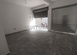 كراج ببابين وحمامين للبيع