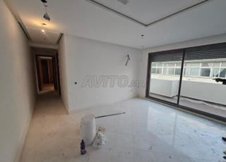 شقة فارغة للإيجار في فال فلوري