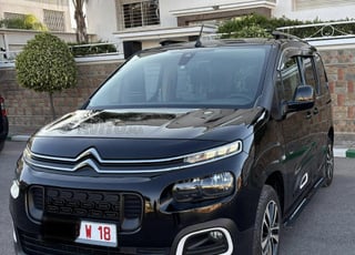Citroën Berlingo Diesel Manuelle 2023 à Fès