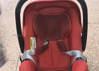 مقعد سيارة للأطفال Britax Römer