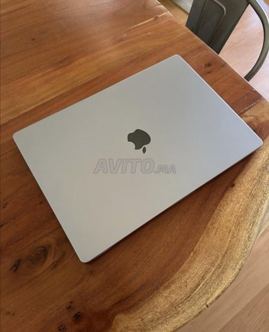 MacBook Pro M2 Pro 16pouces 16GB 512GB MDM