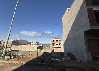 Terrain pour maison quartier calme près de Malabata