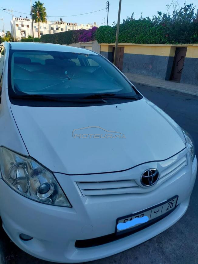 Toyota aurise 2013