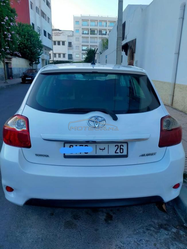 Toyota aurise 2013