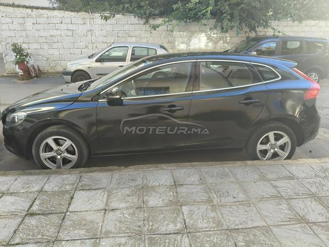 Volvo v40 2d