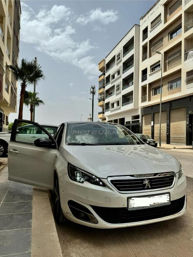 Peugeot 308 Essence Automatique 2018 à Berrechid