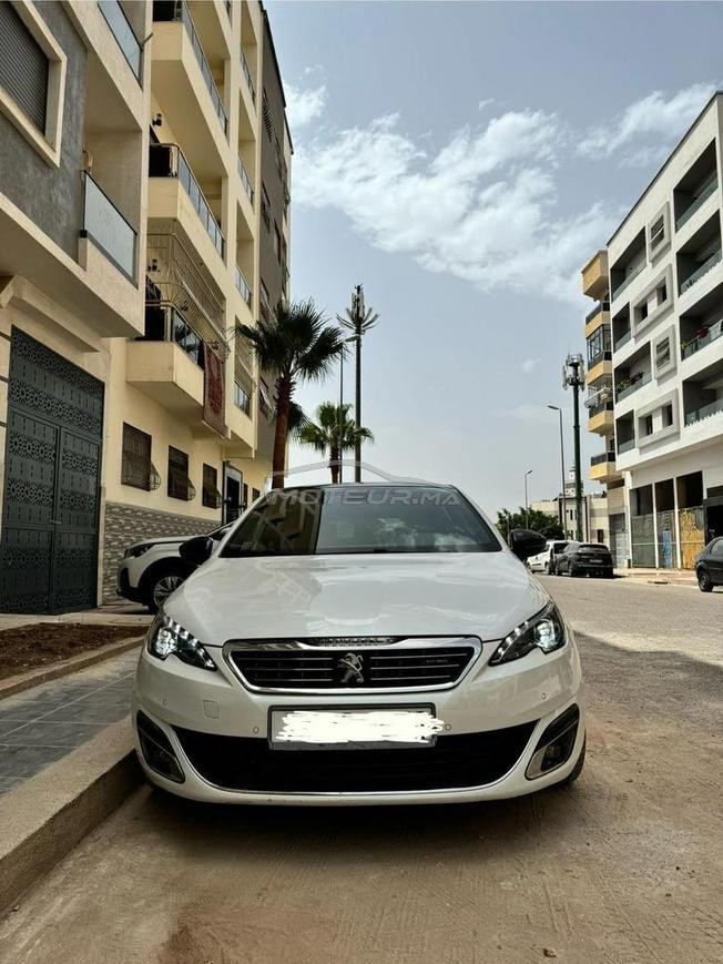 Peugeot 308 Essence Automatique 2018 à Berrechid