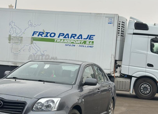 Voiture propre à vendre Toyota Avensis mazout