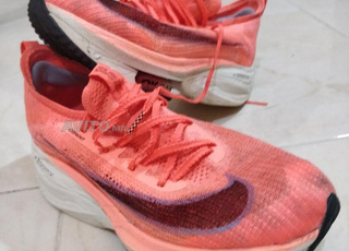 Nike Alphafly NEXT original مقاس 41