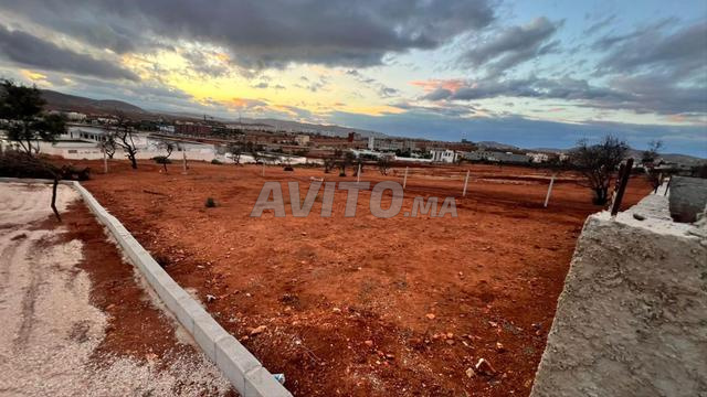 تجزئة سكنية للبيع بموقع استراتيجي في مركز قمرة - 2