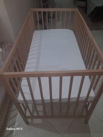 سرير للأطفال