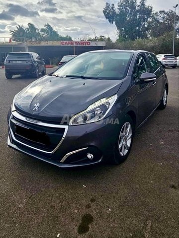 بيجو 208 ديزل اليد الأولى 2018 في مراكش