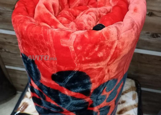 Couvertures Nador, quelque chose d'excellent à vendre en gros seulement