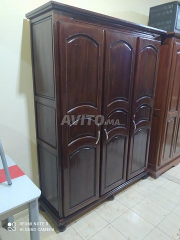 Excellent armoire 3 portes
