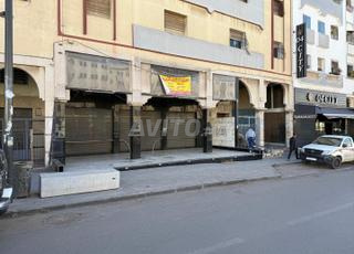 بالبيضاء محل تجاري للبيع