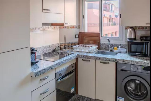 Appartement à louer 65 m² à Marrakech Guéliz - 2