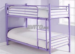 سرير معدني قوي - مثالي للغرف