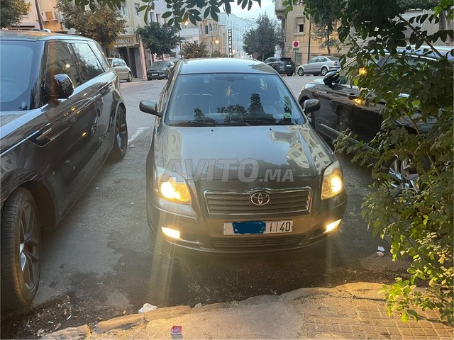 تويوتا أفينس ديزل عامرة نقية بزاف