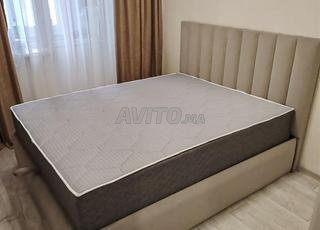 سرير مزدوج مع رأس مبطن - أناقة