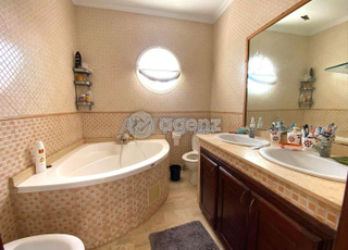 DAR-DA-1038 - Villa à vendre à Dar Bouazza