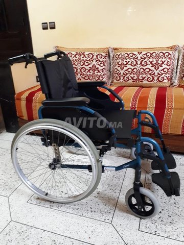 كرسي متحرك من الألومنيوم عالي الجودة