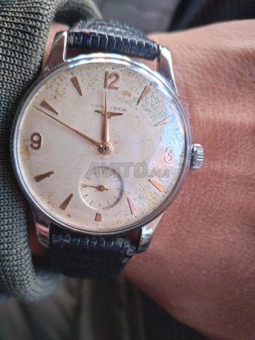 ساعة لونجين