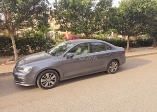 Jetta automatique 2016 , 6cv, 13,6000 dhs