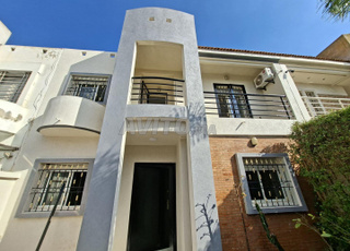 Villa à louer Deroua