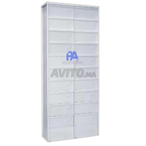 Mobilier métallique collectif