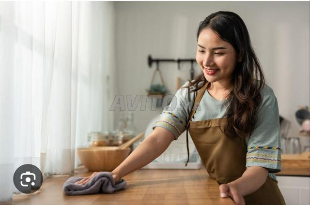 Femme de ménage et nounou et la cuisine