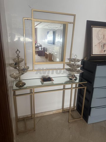 منصة مع مرآة