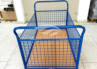 Chariot 4 panneaux grillagés – 500kg