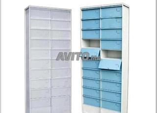 خزانة ذات غطاء بـ 10 خانات و 5 خانات