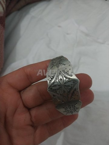 سوار من الفضة