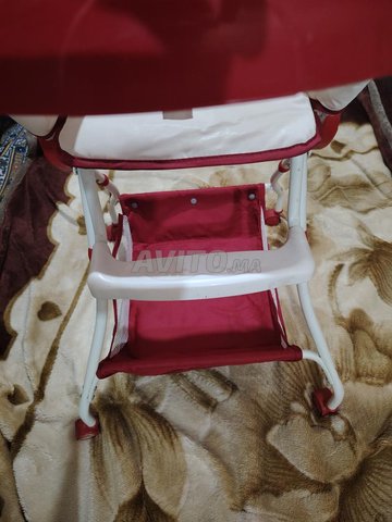 Chaise haute pour enfant