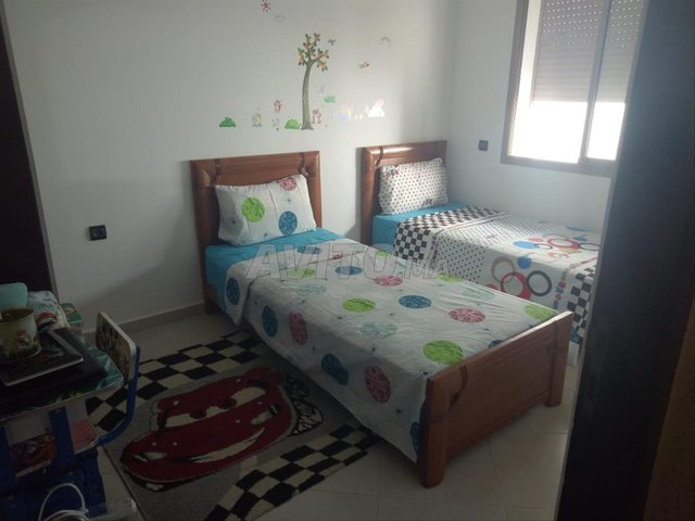 2 سريرين مع مراتب