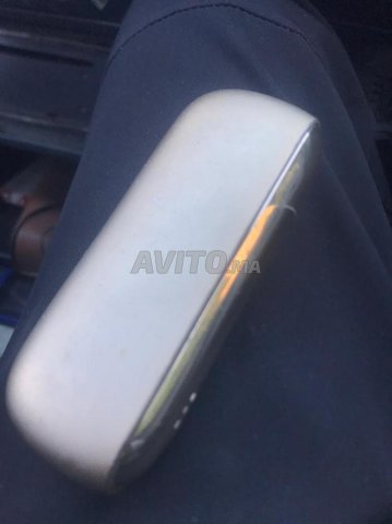 سيجارة إلكترونية IQOS