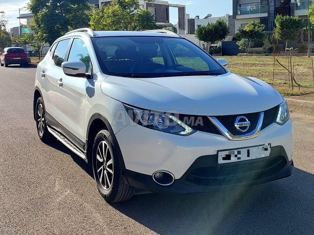 نيسان قاشقاي