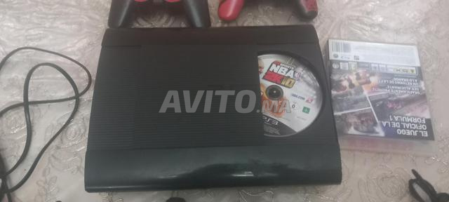 PS3 avec 3 manettes et 6 jeux installés et CD jeu - 2