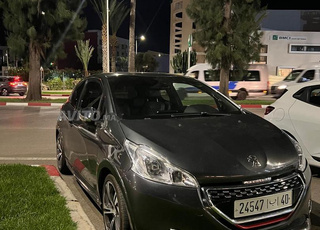 peugeot 208 gti essence