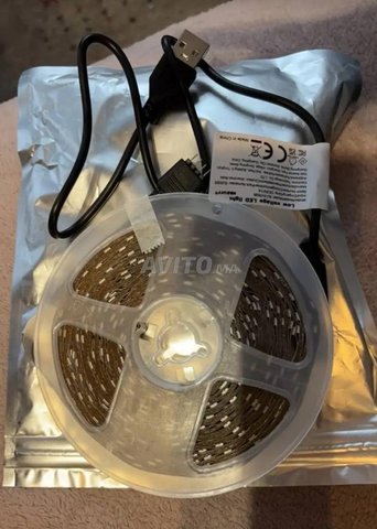 إضاءة غرفة RGB