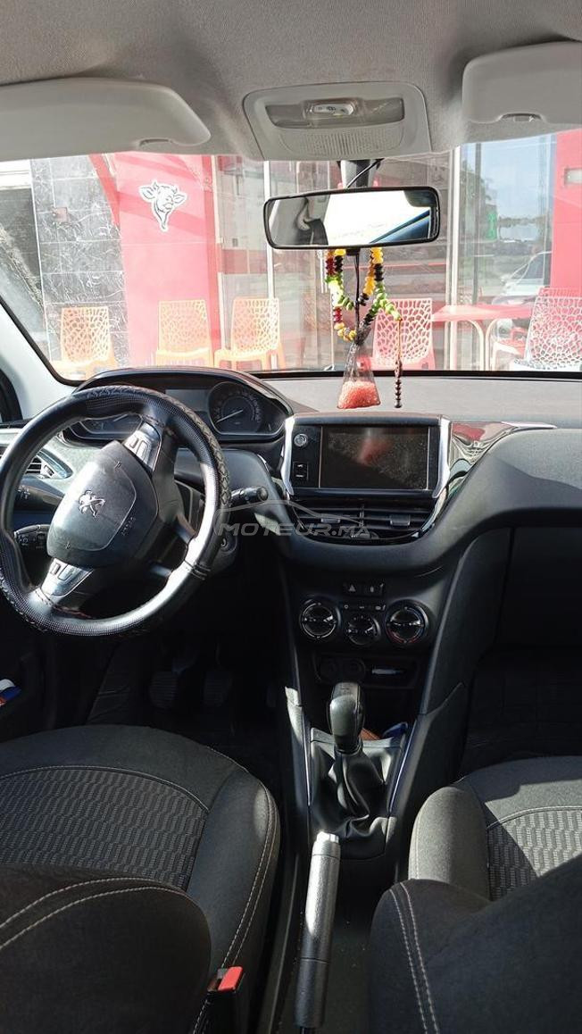 208 peugeot 