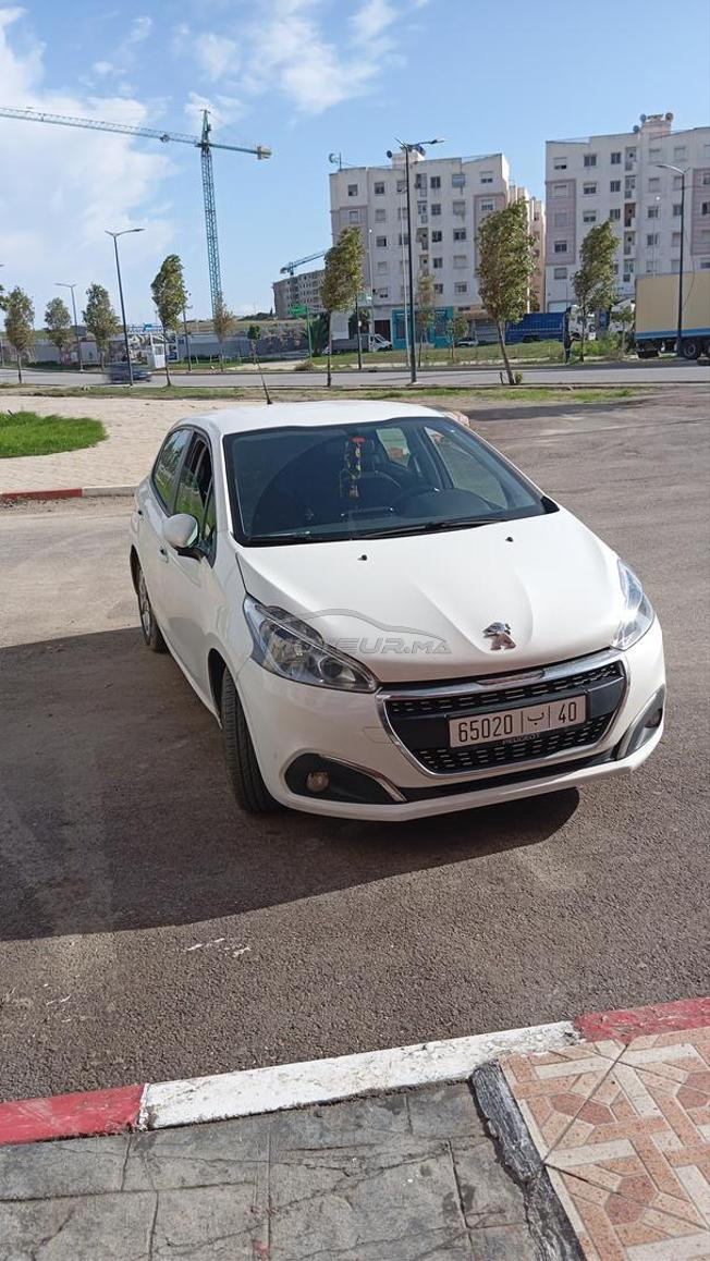 208 peugeot 