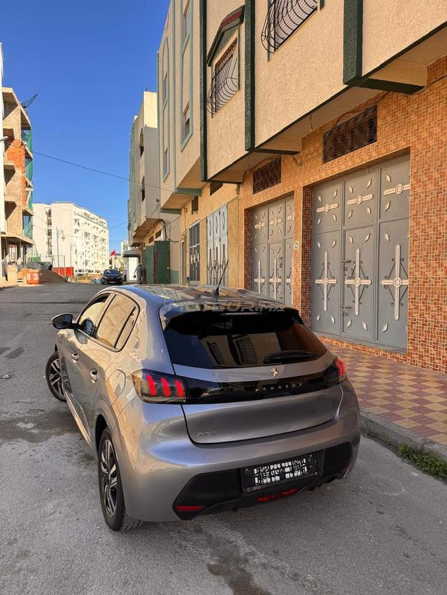 peugeot 208 2020
