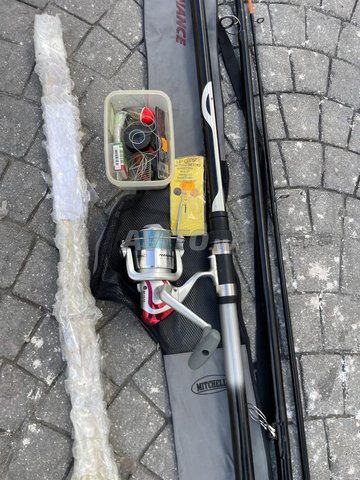 🦯 قصبة صيد من علامة تجارية كبيرة جدا