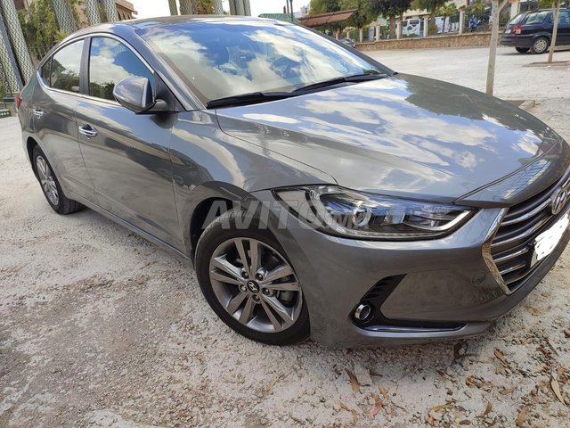 Hyundai Elantra Gls 2017