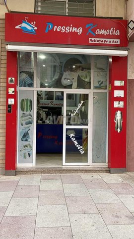 Vends local commercial