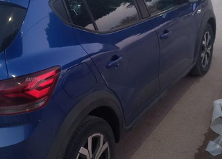 Dacia Sandero encore neuve
