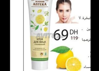 Crème pour blanchir et unifier le teint à l'extrait de citron