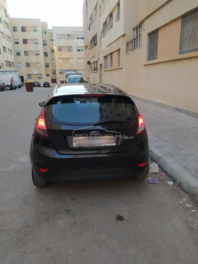سيارة للبيع